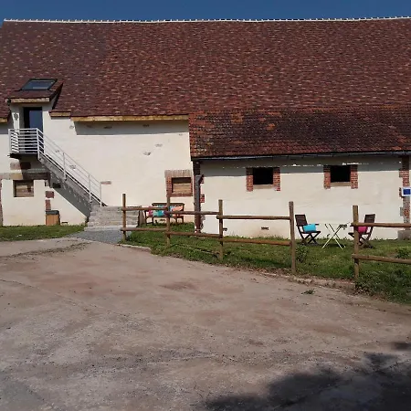 Domaine Du Bois Chaumet Bed & Breakfast *